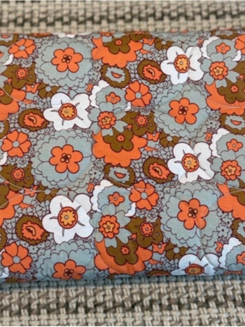 kate quinn Retro Midcentury Floral circle quilt BRAND NEW
